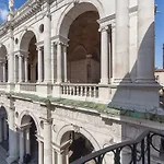 Le Volte, Basilica Views In The Heart Of * Vicenza
