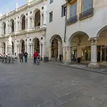 Appartamento Le Volte, Basilica Views In The Heart Of Vicenza