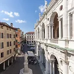 Appartamento Le Volte, Basilica Views In The Heart Of Vicenza