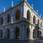 Le Volte, Basilica Views In The Heart Of * Vicenza